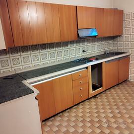 Gratis CUCINA in legno 