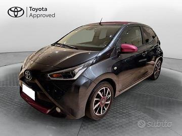 Toyota Aygo 1.0 x-wave grey m-mt 72cv