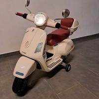 Vespa elettrica peg perego 12v