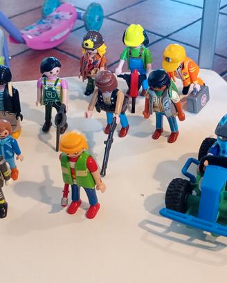 set Playmobil vari con macchina 