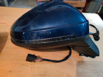 specchio destro a4 b9