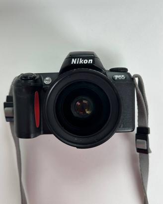 Nikon F65 fotocamera