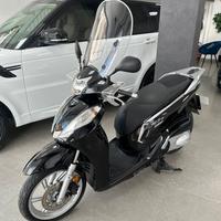 Honda SH 300 i Sport