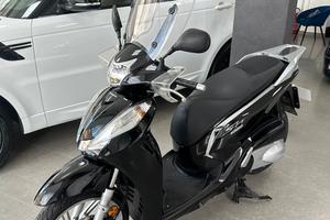 Honda SH 300 i Sport