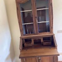 Credenza in legno di noce