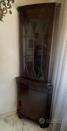 Angoliera in legno vintage