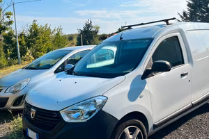 Dacia Dokker Autocarro