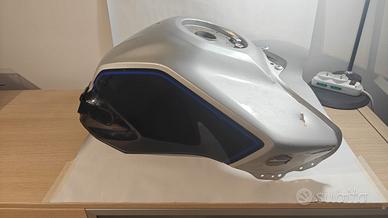 Serbatoio Yamaha MT-09 SP 2025 - Da Riparare