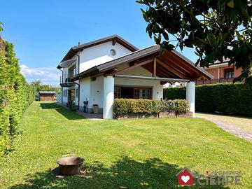 Zugliano, moderna Villa con giardino