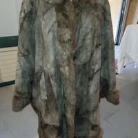 Giaccone/Mantella in pelle e pelliccia interna