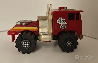 Rough Riders 4x4 - red truck 1981