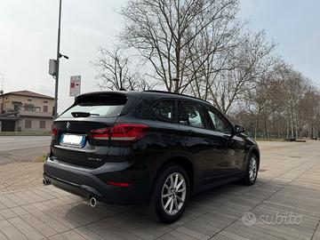 Bmw x1  xdrive 2022