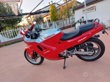 CBR 600F 