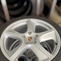 Cerchi 20” Porsche Cayenne +General 275/40 R20 M+S