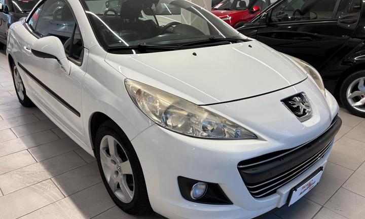 Peugeot 207 1.6 8V HDi 112CV CC Féline