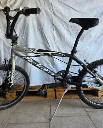 Bicicletta BMX 