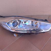 Fanale led anteriore destro ford fiesta