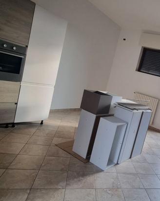 Cucina Moderna Angolare Colonne – Elettrodomestic