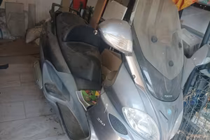 scooter piaggio x 9 250