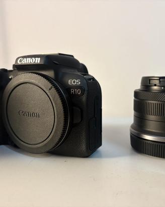 Canon EOS R10 + obiettivo RF-S 18-45mm F4.5.-6.3