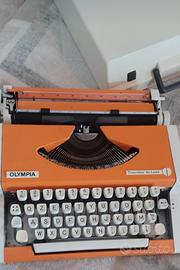 macchina da scrivere Olimpia 