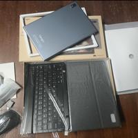 Tablet nuovo wifi con accessori 
