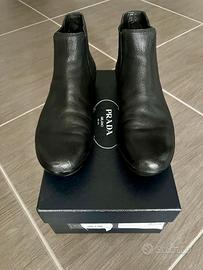 Scarpe a stivaletto Prada