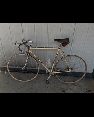 Bici da corsa artiginale