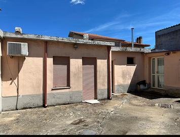 Casa singola con giardino