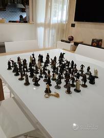 Il Signore degli Anelli.  Statuine, volumi, anello
