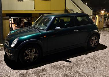 Mini One D del 2004