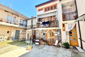 CASA DI CORTE A BUTTIGLIERA ALTA