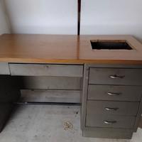 scrivania anni 50/60