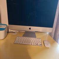 computer Apple ,compreso di tastiera e mouse 