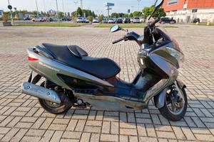 Suzuki Burgman UH200