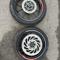 Set ruote ktm duke 125 penultima serie