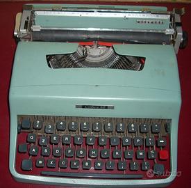 Macchina da scrivere Olivetti Lettera 32