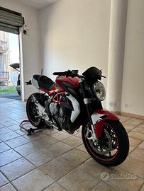 Mv agusta brutale 800