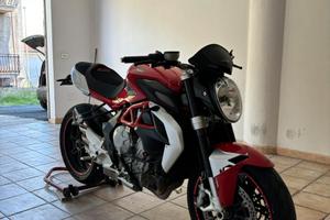 Mv agusta brutale 800