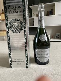 Champagne perrier jouet