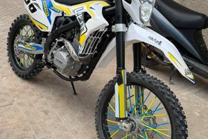 cross lem 250 4T
