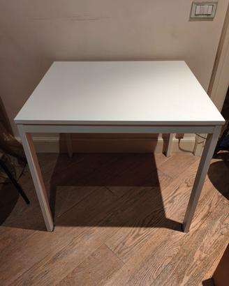 Tavolo Ikea Vihals allungabile