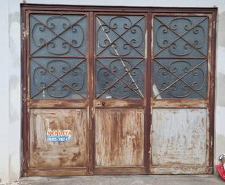 Porta in ferro e vetro