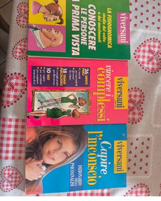 3 libri della collana  Viversani e Belli 