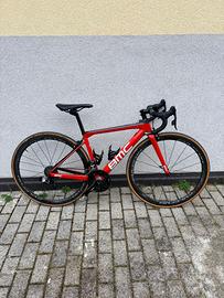 BMC SLR01 2019 Full Carbon - SRAM Red eTape 11v