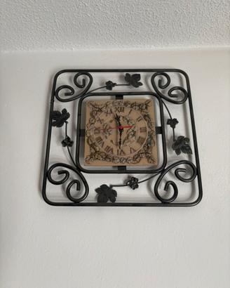 Orologio da muro in ferro battuto