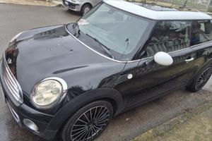 Mini Cooper D 1.6 110CV 