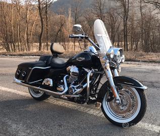 Harley Davidson Road king Classic