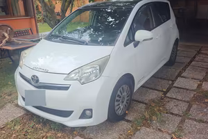toyota yaris verso-S
