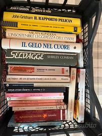 Libri vintage di vari generi